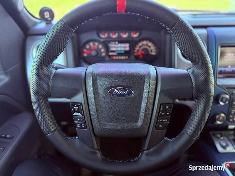 Czarny Używany 2013 Ford F-150 Raptor Pickup | 142 000 zł - Obraz 1/4