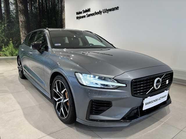 Używany Volvo V60 405 KM (297 kW) 2020 Szary Kombi