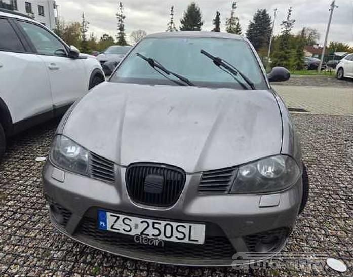 Używany Seat Ibiza 2006 Szary Hatchback