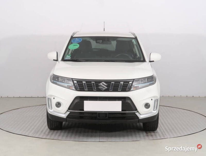 Biały Używany 2020 Suzuki Vitara SUV | 66 999 zł (Uczciwa cena) - Obraz 1/4