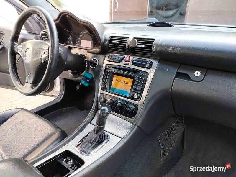 Srebrny Używany 2001 Mercedes 230 Coupe | 15 500 zł - Obraz 1/4