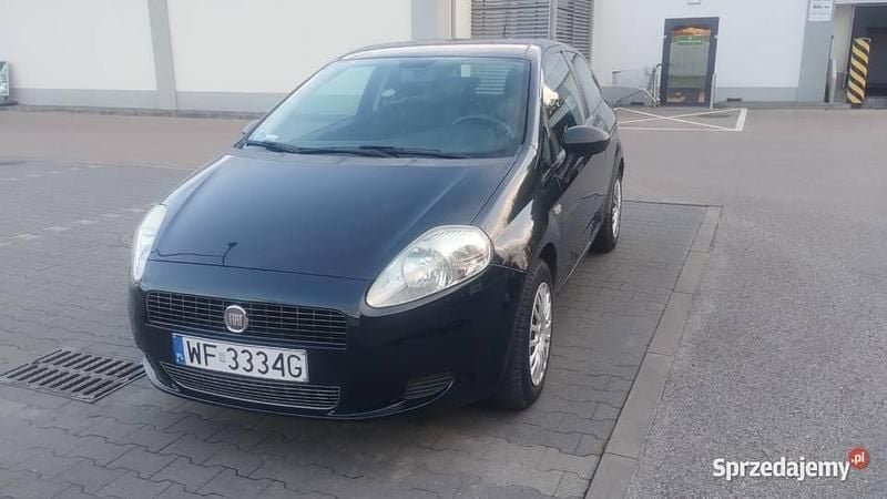 Granatowy Używany 2009 Fiat Grande Punto Hatchback | 8000 zł (Uczciwa cena) - Obraz 1/4