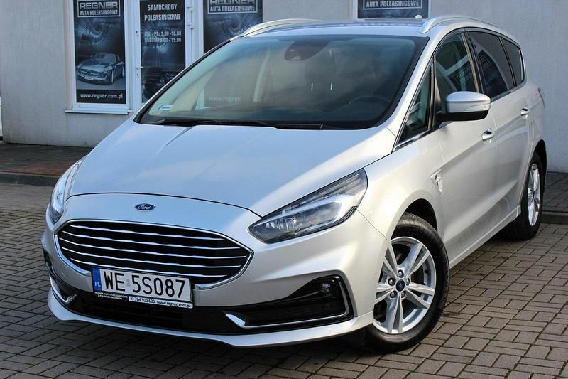 Używany Ford S-MAX Titanium 190 KM (139 kW) 2022 Srebrny Minivan