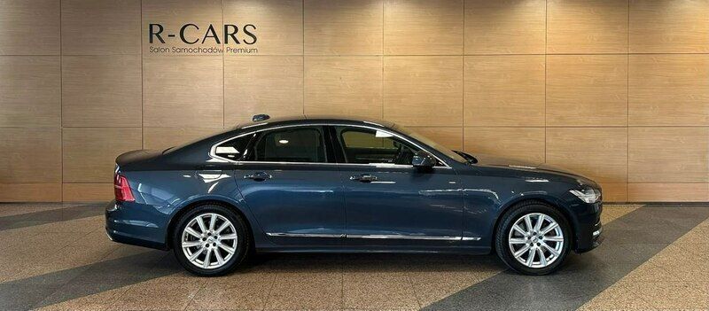 Używany Volvo S90 235 KM (172 kW) 2018 Niebieski (metalik) Sedan/Limuzyna