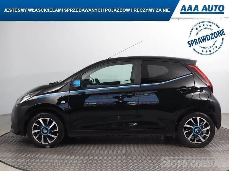 Używany Toyota Aygo 2018 Czarny Hatchback