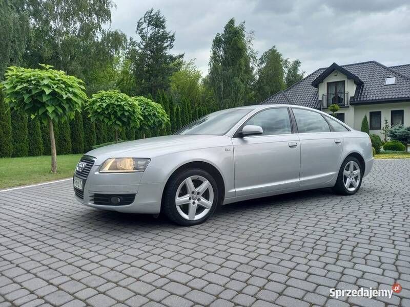 Srebrny Używany 2004 Audi A6 Sedan/Limuzyna | 15 900 zł (Uczciwa cena) - Obraz 1/4