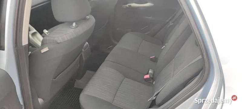 Używany Toyota Auris 2009 Niebieski Hatchback