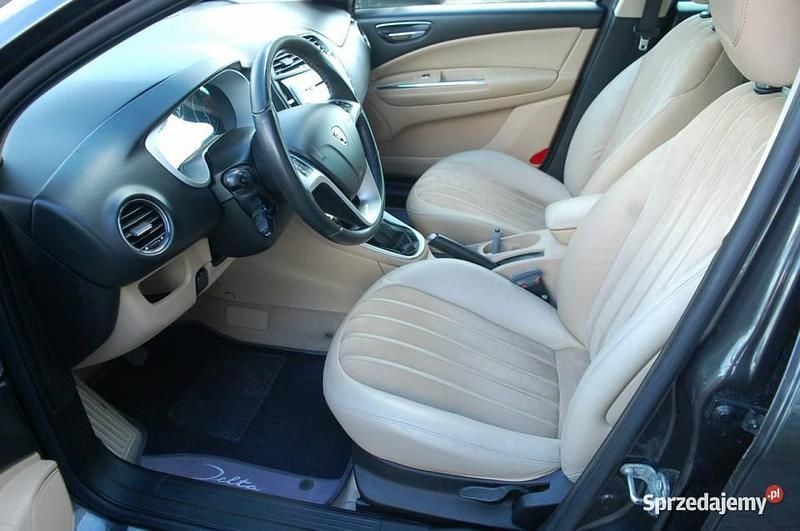 Używany Lancia Delta 2012 Grafitowy Hatchback