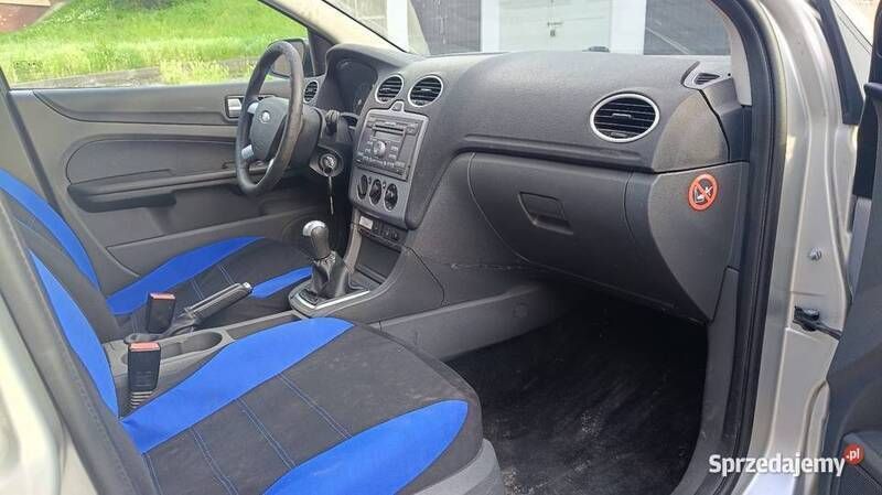 Srebrny Używany 2006 Ford Focus Hatchback | 4200 zł (Dobra cena) - Obraz 1/4