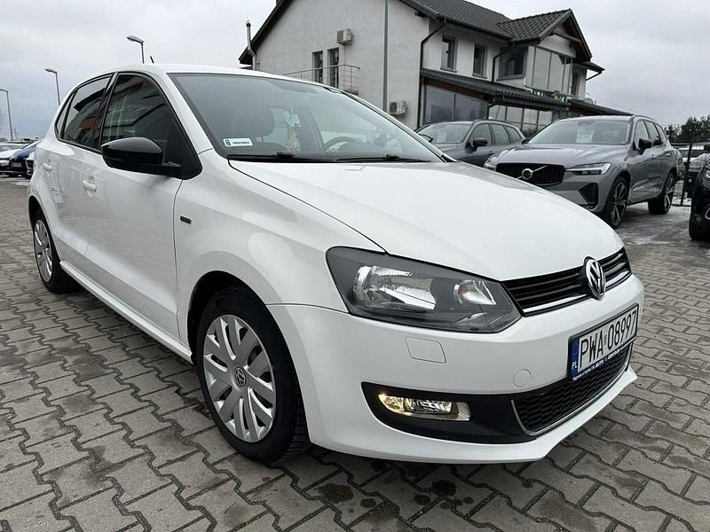 Używany VW Polo 90 KM (66 kW) 2012 Biały Hatchback