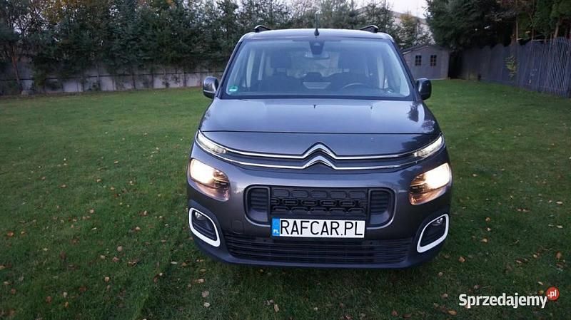 Szary Używany 2019 Citroën Berlingo Minivan | 44 999 zł (Uczciwa cena) - Obraz 1/4