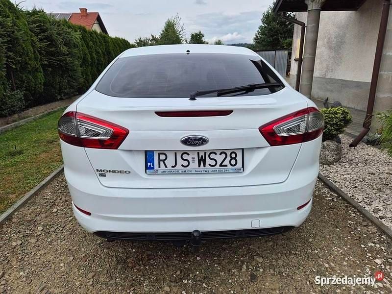Używany Ford Mondeo 2010 Biały Hatchback
