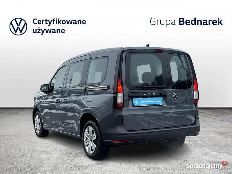 Używany VW Caddy 102 KM (75 kW) 2023 Szary Minivan