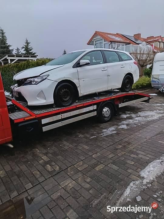 Używany 2015 Toyota Auris | 6500 zł - Obraz 1/4