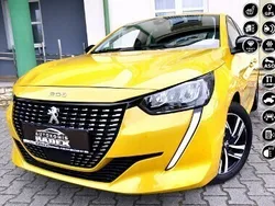 Inny kolor Używany 2023 Peugeot 208 Hatchback | 67 999 zł (Dość drogi)