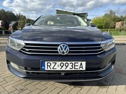 Niebieski Używany 2015 VW Passat Kombi | 48 950 zł (Uczciwa cena)
