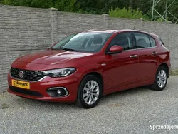 Bordowy (metalik) Używany 2017 Fiat Tipo Hatchback | 33 800 zł (Dobra cena)