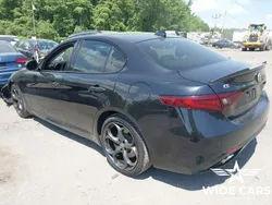 Czarny (metalik) Używany 2017 Alfa Romeo Giulia Ti Sedan/Limuzyna | 48 600 zł