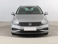 Srebrny Używany 2019 VW Passat Kombi | 70 999 zł (Dobra cena)
