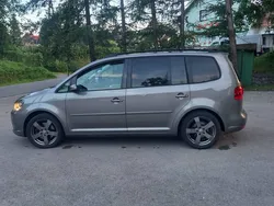 Szary Używany 2011 VW Touran Minivan | 17 500 zł (Dobra cena)
