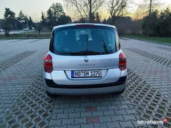 Srebrny Używany 2008 Renault Modus Minivan | 11 200 zł (Dość drogi)