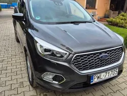 Szary Używany 2019 Ford Kuga Vignale SUV | 73 900 zł (Uczciwa cena)
