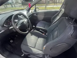 Biały Używany 2007 Peugeot 207 Hatchback | 4500 zł (Uczciwa cena)