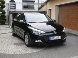 Czarny Używany 2016 Hyundai i20 Hatchback | 32 900 zł (Uczciwa cena)