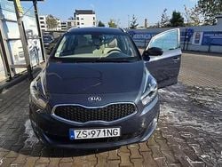 Zielony Używany 2013 Kia Carens Minivan | 23 000 zł (Super Cena)