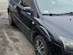 Czarny Używany 2007 Ford Focus Hatchback | 3999 zł (Dobra cena)