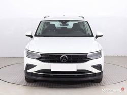 Biały Używany 2022 VW Tiguan SUV | 97 999 zł (Uczciwa cena)