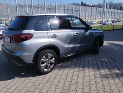 Galactic gray metallic Używany 2022 Suzuki Vitara SUV | 84 800 zł (Uczciwa cena)
