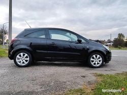 Czarny Używany 2010 Opel Corsa Hatchback | 12 900 zł (Dobra cena)
