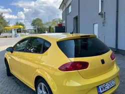 Żółty Używany 2010 Seat Leon Hatchback | 23 999 zł (Dość drogi)