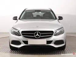 Srebrny Używany 2016 Mercedes C200 Kombi | 83 499 zł (Uczciwa cena)