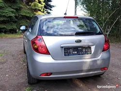 Srebrny Używany 2007 Kia Ceed Hatchback | 8500 zł (Dość drogi)