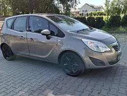 Szary Używany 2013 Opel Meriva Minivan | 22 900 zł (Uczciwa cena)
