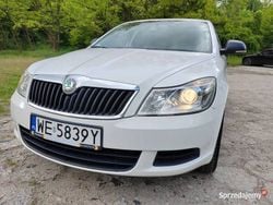 Biały Używany 2011 Skoda Octavia Hatchback | 13 900 zł (Dobra cena)
