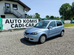 Niebieski Używany 2005 Mazda 2 Hatchback | 7400 zł