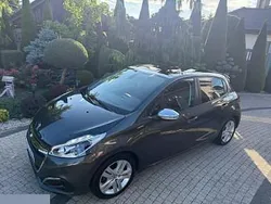 Inny kolor Używany 2018 Peugeot 208 Style Hatchback | 32 900 zł (Dobra cena)