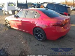 Inny kolor Używany 2018 Alfa Romeo Giulia Sedan/Limuzyna | 43 140 zł