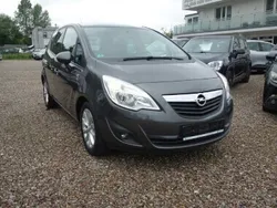 Szary Używany 2012 Opel Meriva Minivan | 21 900 zł (Uczciwa cena)