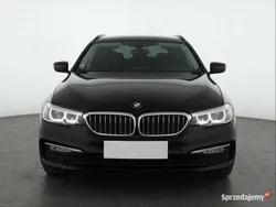 Czarny Używany 2017 BMW 520 Kombi | 83 999 zł (Uczciwa cena)