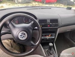 Srebrny Używany 1999 VW Bora Sedan/Limuzyna | 2000 zł (Dobra cena)