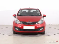 Czerwony Używany 2014 Kia Rio Sedan/Limuzyna | 25 499 zł (Uczciwa cena)