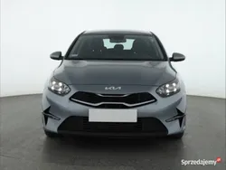 Szary Używany 2021 Kia Ceed Hatchback | 75 999 zł (Uczciwa cena)