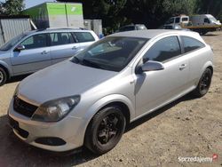 Srebrny Używany 2011 Opel Astra Coupe | 13 900 zł (Super Cena)