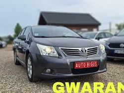 Szary (metalik) Używany 2009 Toyota Avensis Kombi | 25 900 zł