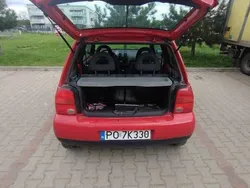 Czerwony Używany 2004 VW Lupo Hatchback | 2000 zł