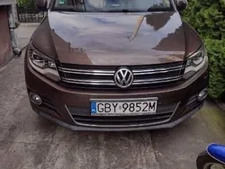 Brązowy Używany 2011 VW Tiguan SUV | 39 900 zł (Uczciwa cena)